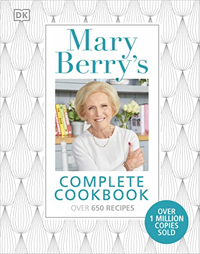 Mary Berry's Complete Cookbook: Over 650 recipes (2017)