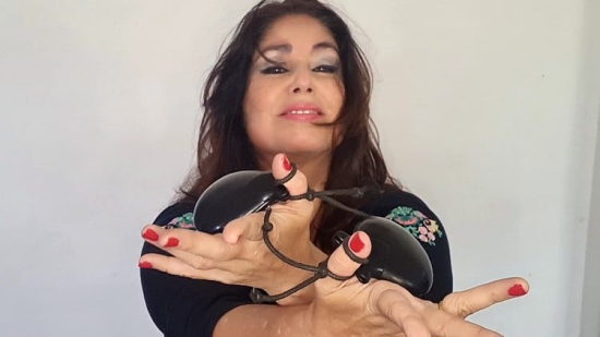 How To Be A Castanets Master