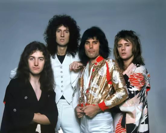 Queen (Brian May, Freddie Mercury, Roger Taylor) - Collection (+Solo, WEB, +Hi-Res) (1973-2025) FLAC/Hi-Res