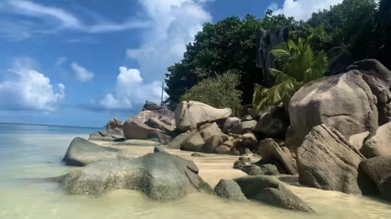 Seychelles on a Budget - How to reach paradise for less