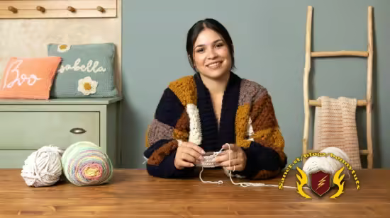 Domestika - Create decorative crochet cushions