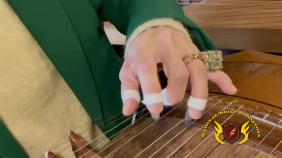 Becoming a Guzheng Performer IX: Middle and Thumb Finger