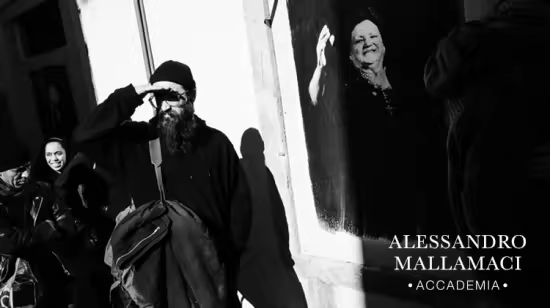 Street photography: an unusual perspective for growth