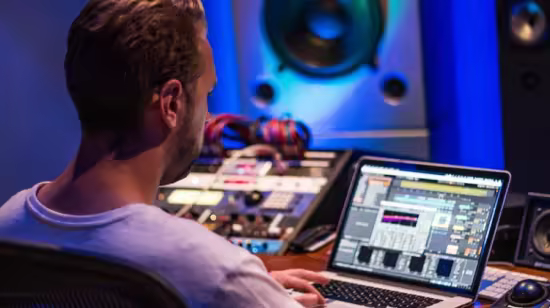 How to Make a Mashup &amp; Edit Songs for DJing using Ableton
