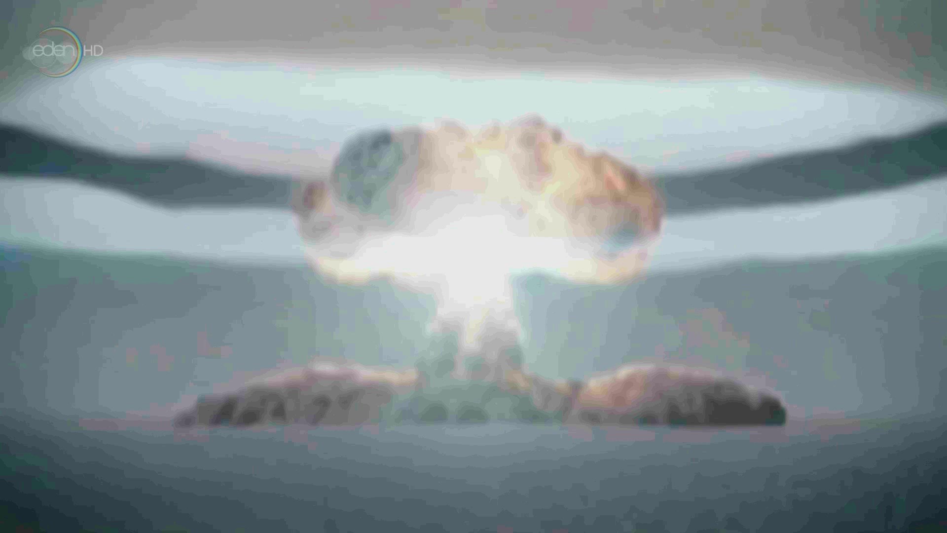Водородная бомба видео. Взрыв царь бомбы на новой земле. Ядерный гриб царь бомбы. Кадры взрыва «царь-бомбы». Новая земля царь бомба.