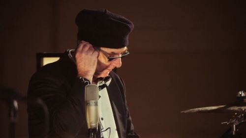 Joe Bonamassa - Live At Carnegie Hall An Acoustic Evening (2017) BDRip 1080p