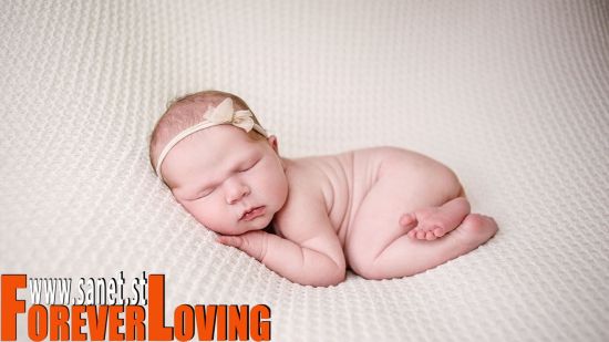 Newborn Photography Posing &amp; Retouching