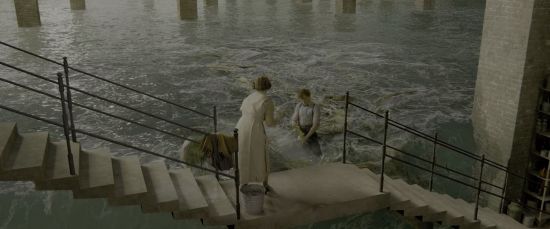 Fantastic Beasts The Crimes of Grindelwald 2018 2160p HDR BluRay x265 HEVC Hindi+ English {RoCK-HD-STAr}.