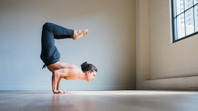 Alomoves - Ashtanga Remix
