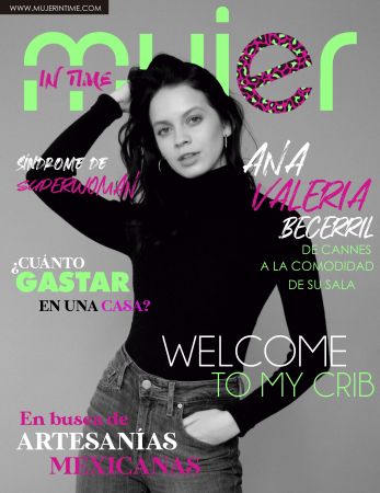Mujer In Time "“ agosto 2021