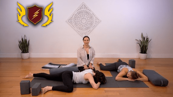 The Collective Yoga - Balance The Upper Body